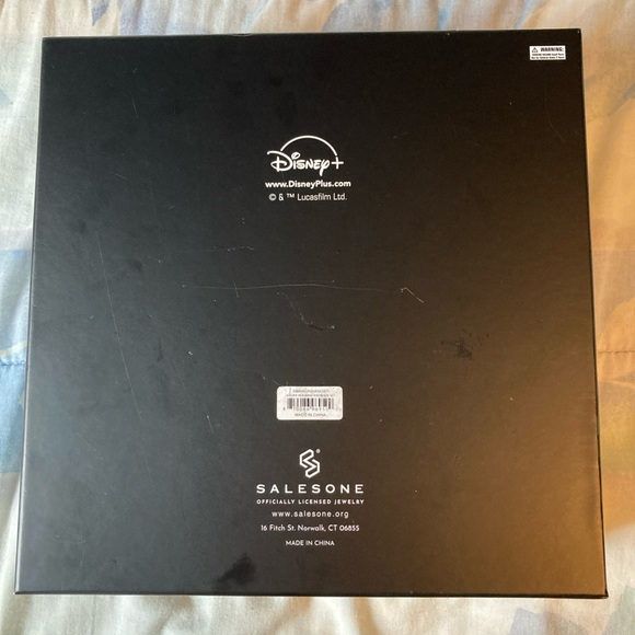 Star Wars SalesOne Ahsoka Tano Headdress and Bead Necklace from The Mandalorian - Picture 3 of 6